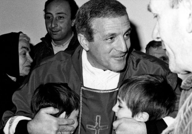 Tanti Auguri scomodi